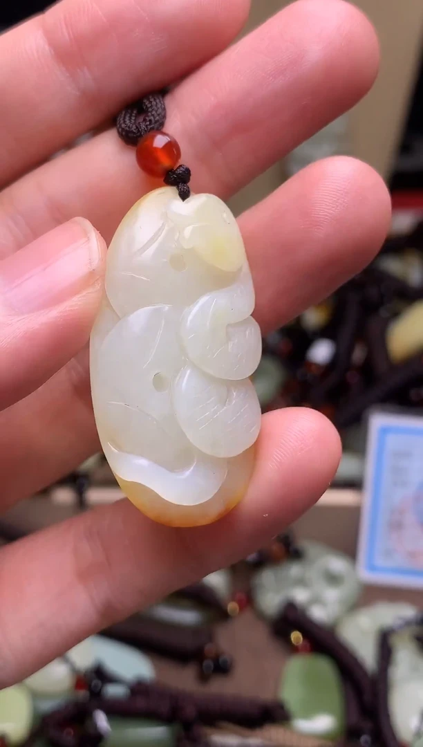 颈饰未镶嵌和田玉新疆料青海料清水和田玉吊坠
