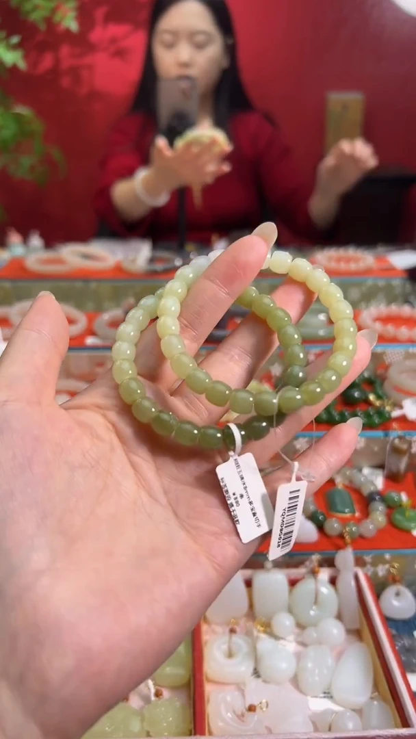 未镶嵌手串和田玉青黄口渐变直切手串