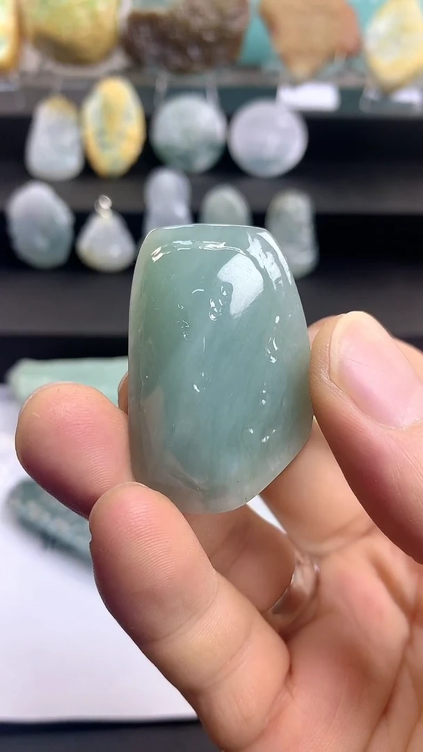 未镶嵌裸石翡翠1