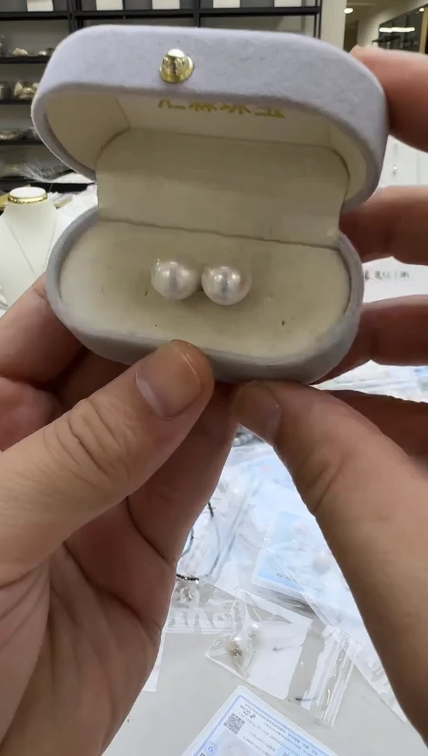 银S925镶嵌淡水珍珠耳钉11mm 无核