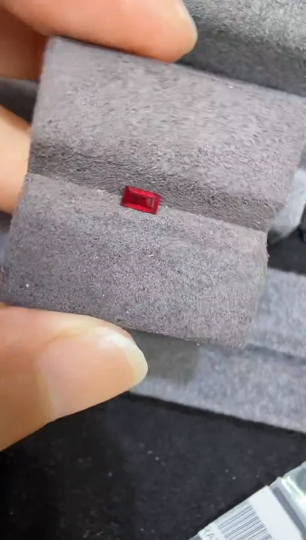 未镶嵌定制定制红宝石天然无烧0.26克拉国际证书