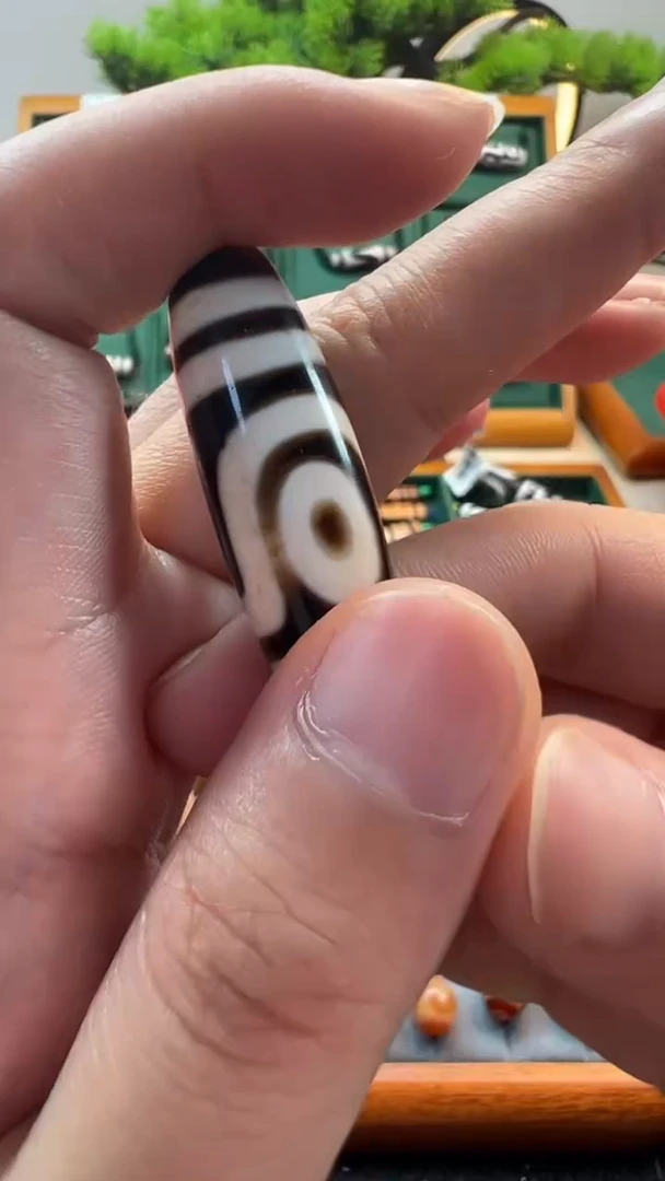 玛瑙/玉髓（覆膜）颈饰未镶嵌56.（微瑕随机发货）