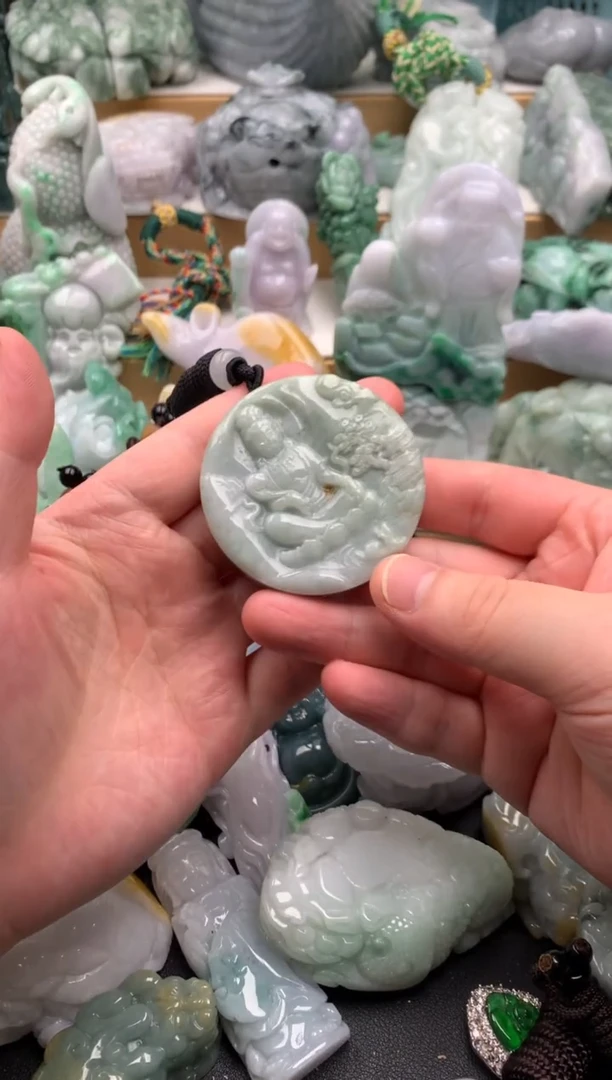 吊坠(不含链)未镶嵌翡翠1
