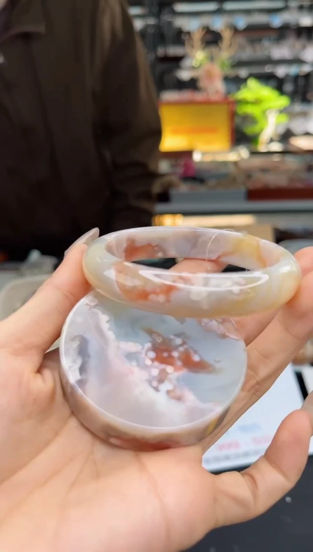 【闪购商品】石英质玉手镯未镶嵌60圈口（不退不换）1572340