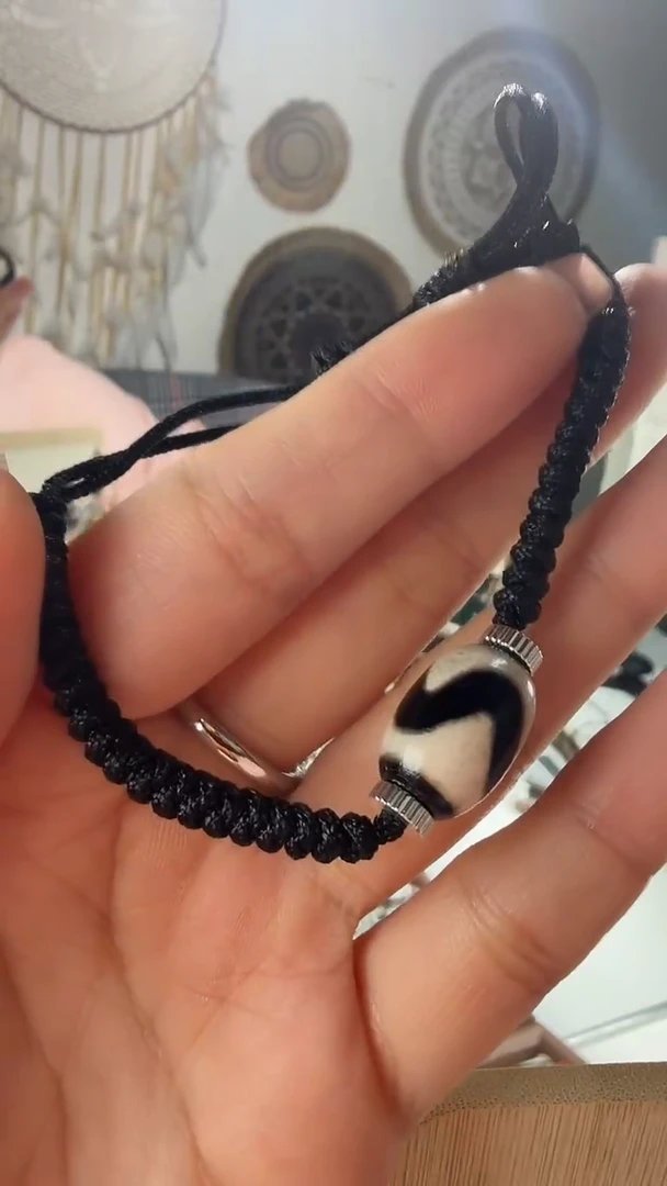 未镶嵌手绳玛瑙/玉髓虎牙手绳