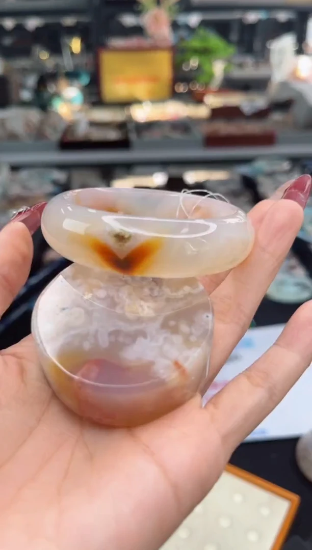 【闪购商品】石英质玉手镯未镶嵌54圈口（不退不换）1367