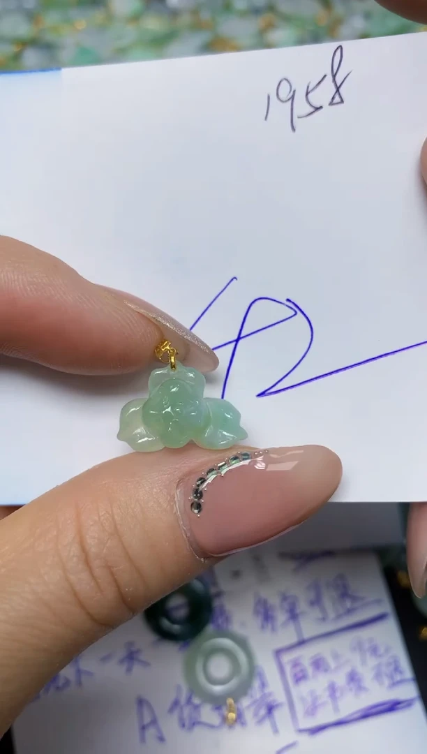 【闪购商品】翡翠挂件18K金镶嵌 天然翡翠A货