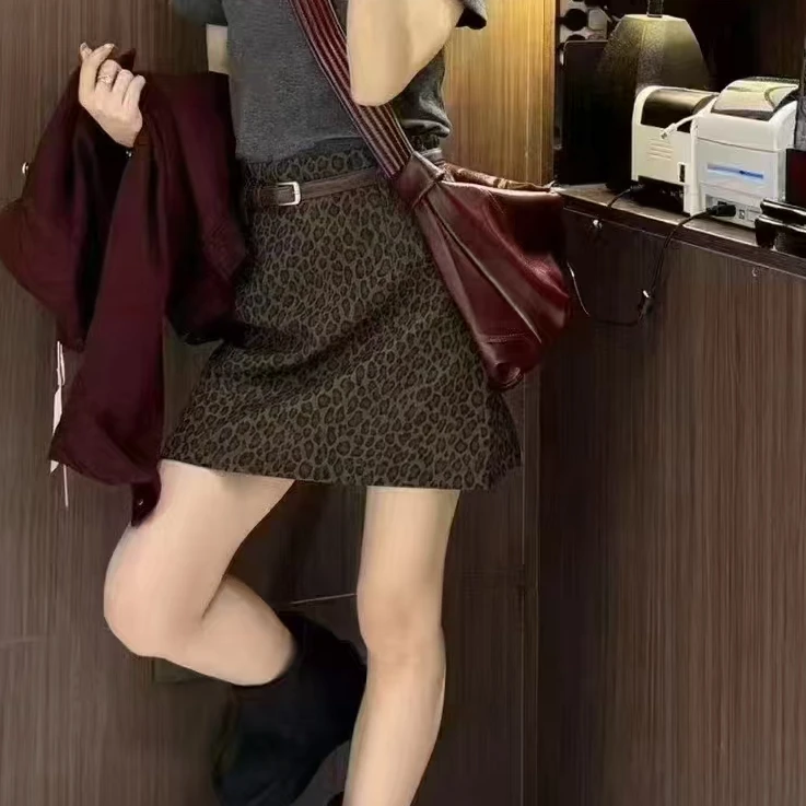 小凉家68032*春季新款时尚高腰豹纹短裙百搭洋气复古高腰a字裙