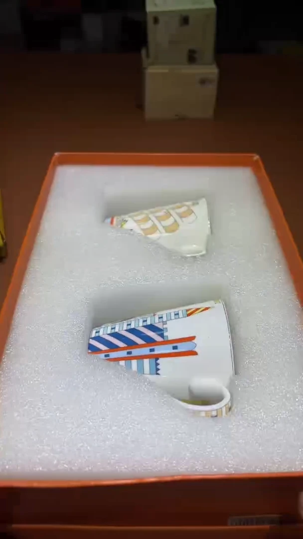 瓷片碗碟好物一件不留@@1