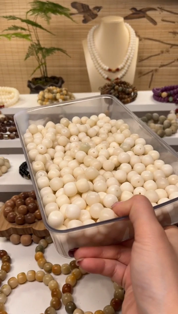 【闪购商品】白玉菩提吊坠卡13奶白桶珠20颗