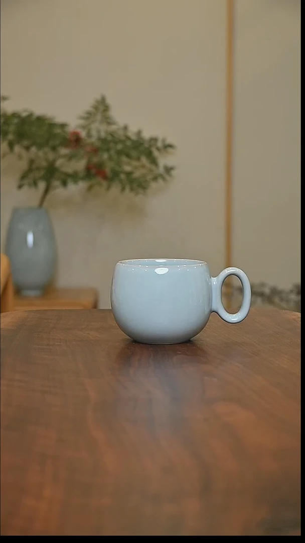 如意杯 天青 微瑕 无款