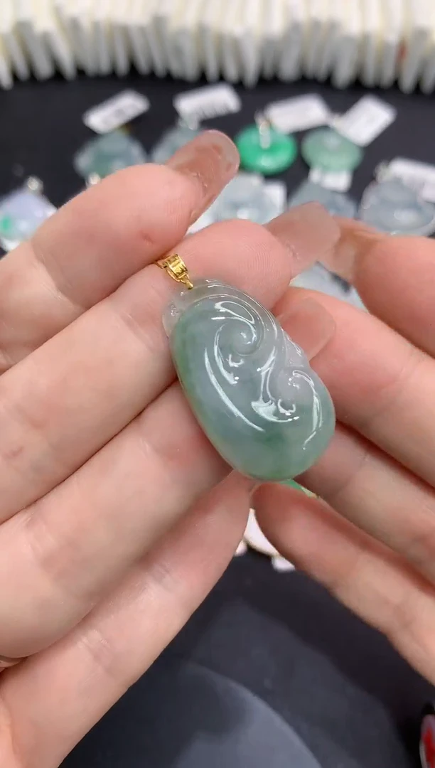 吊坠(不含链)18K金镶嵌翡翠11111111111