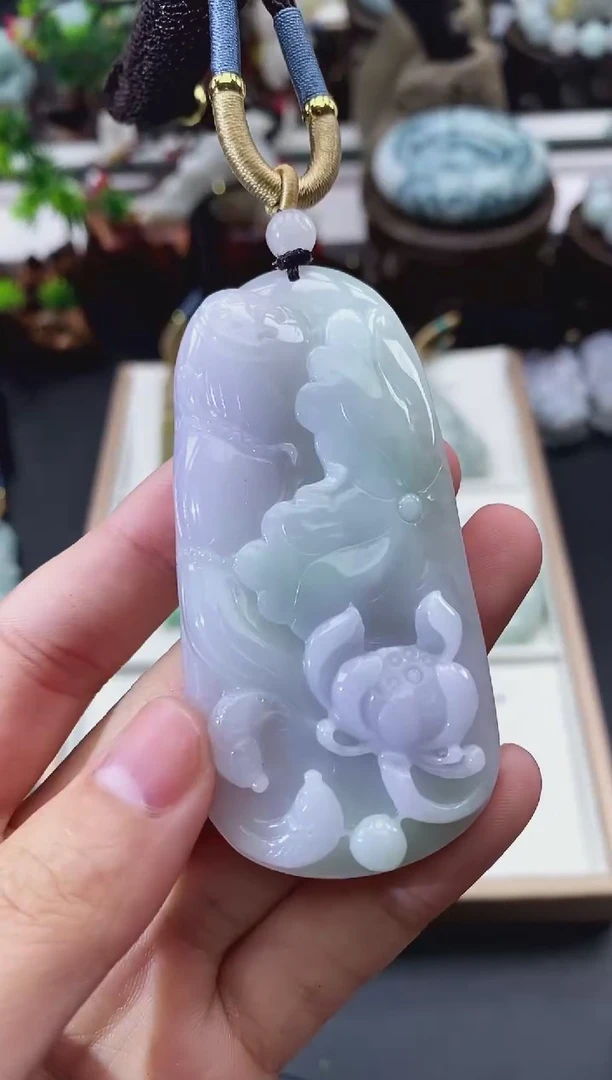 翡翠未镶嵌颈饰天然缅甸A货翡翠