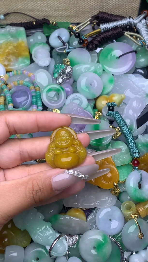 翡翠未镶嵌颈饰天然缅甸翡翠吊坠