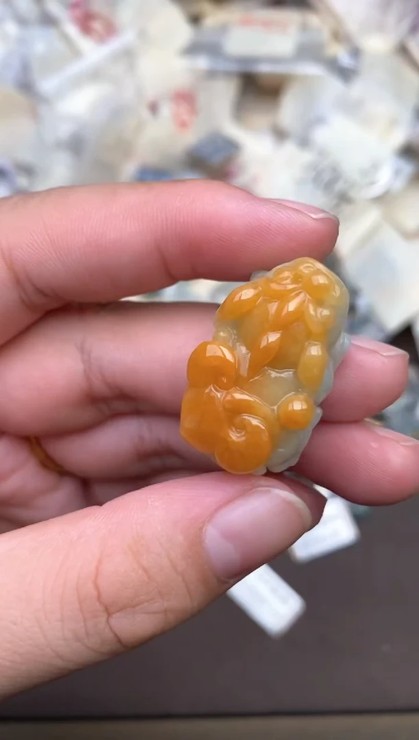 未镶嵌挂件翡翠一