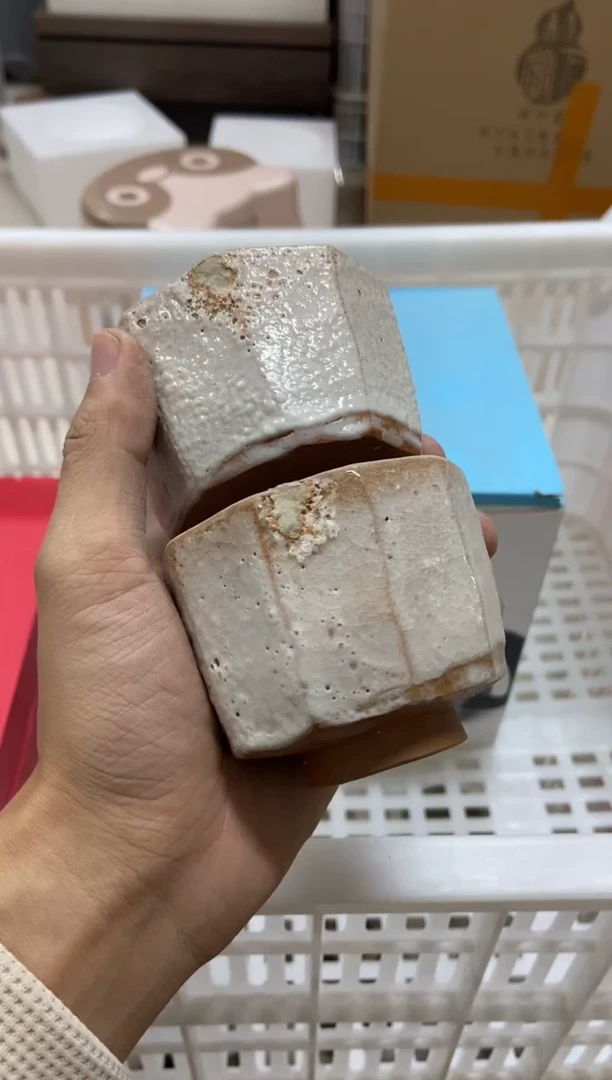 无运费险有瑕疵的摄影的产品有使用过的痕迹有点脏介意勿拍