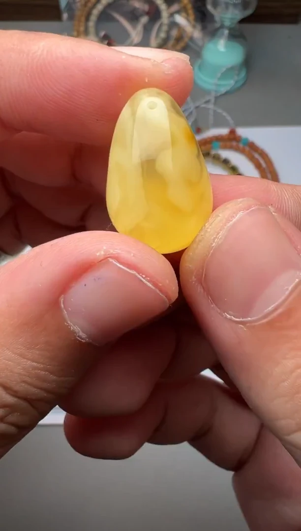 裸石蜜蜡未镶嵌蜜蜡吊坠