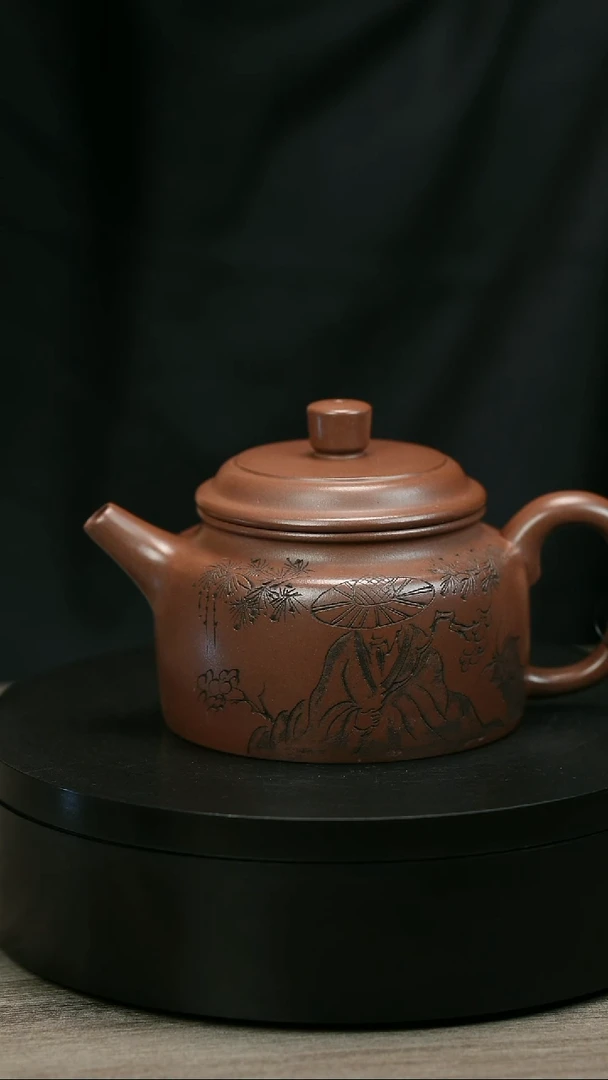 茶壶紫砂蜀**家H1719余海燕底槽清草帽德中
