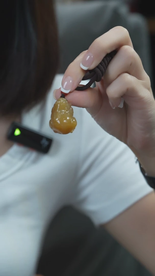 颈饰未镶嵌和田玉貔貅