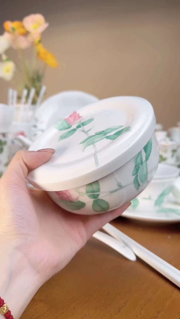 【闪购商品】玫瑰高骨瓷保鲜盒