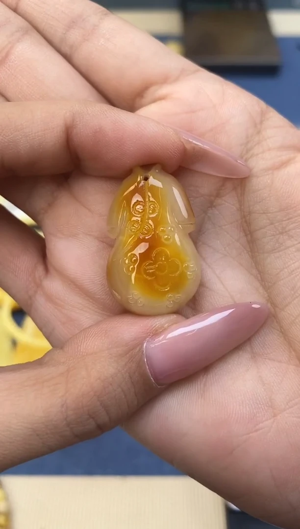 未镶嵌琥珀裸石天然琥珀蜜蜡