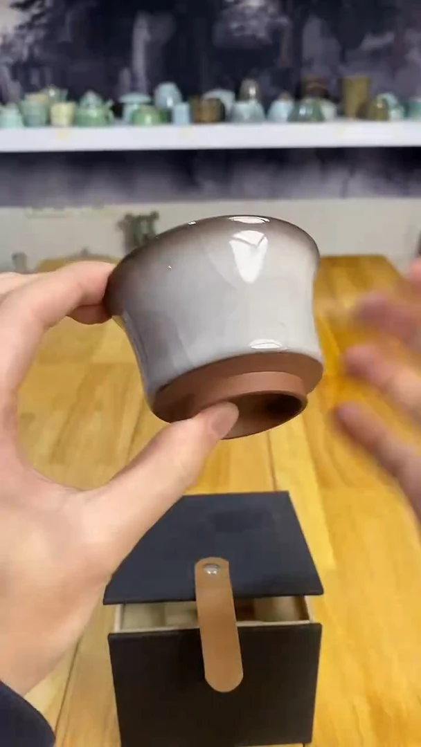 【山隐青瓷】  气烧马蹄杯  q-511