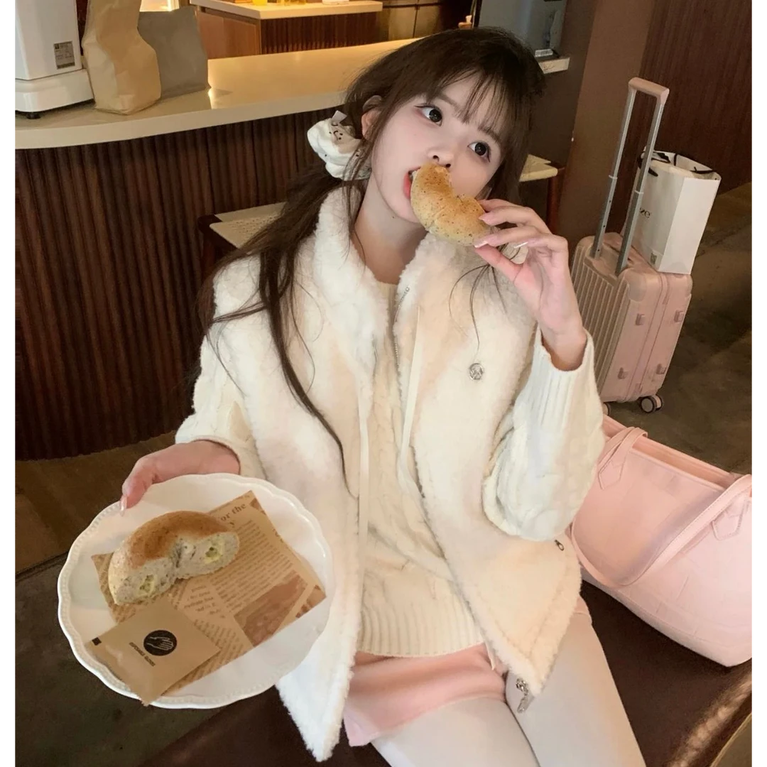 秋冬独特超好看叠穿背心韩系小个子减龄洋气白色羊羔毛马甲外套女