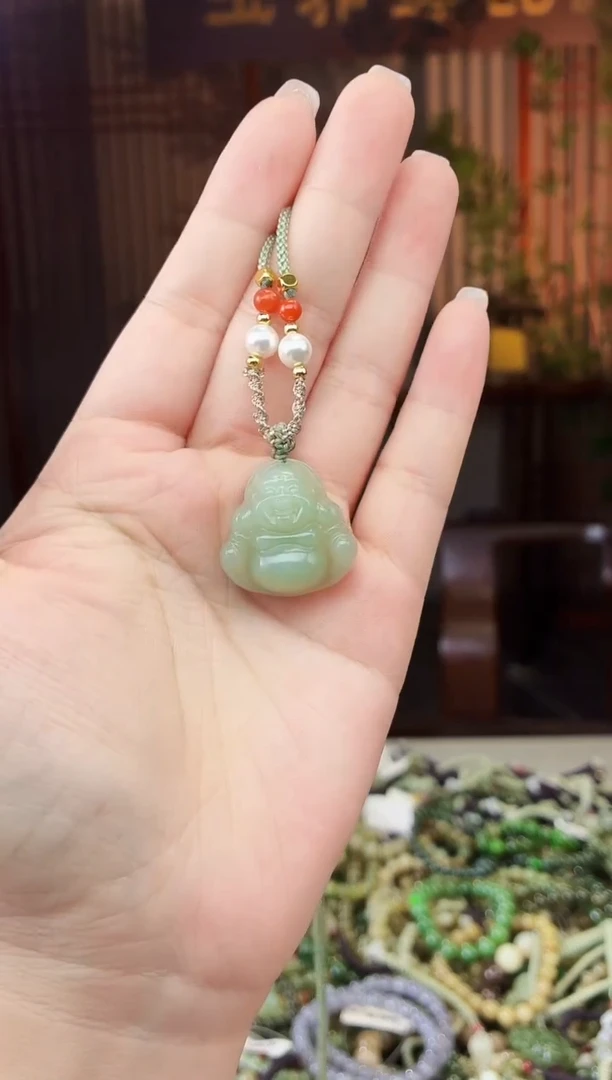 和田玉未镶嵌颈饰拍一发一