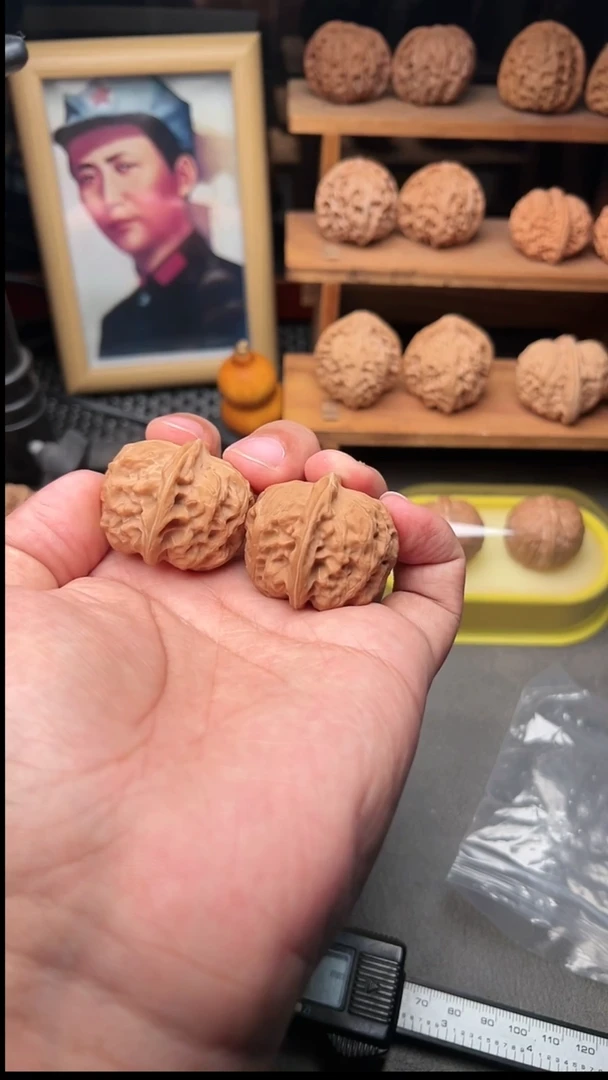 吊坠文玩核桃龙胆狮子头38