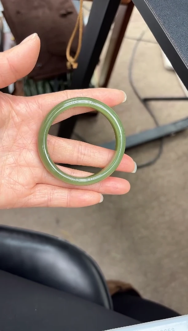 未镶嵌手镯和田玉C-30(53MM)