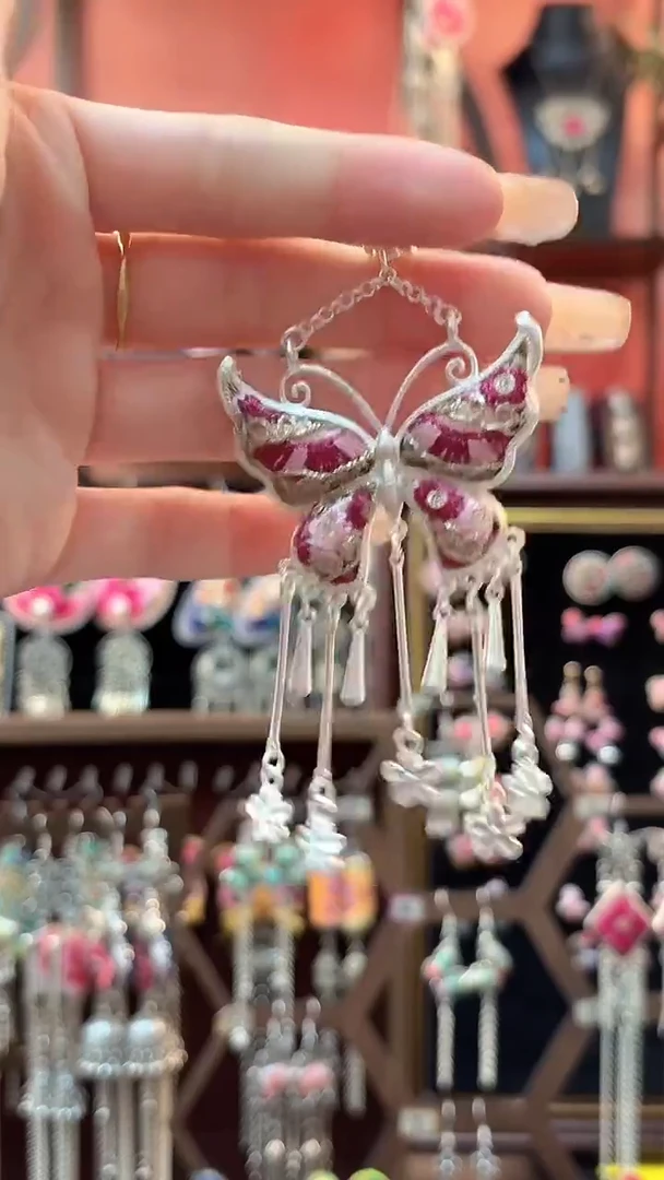 织绣云织谣民族风精美饰品   20