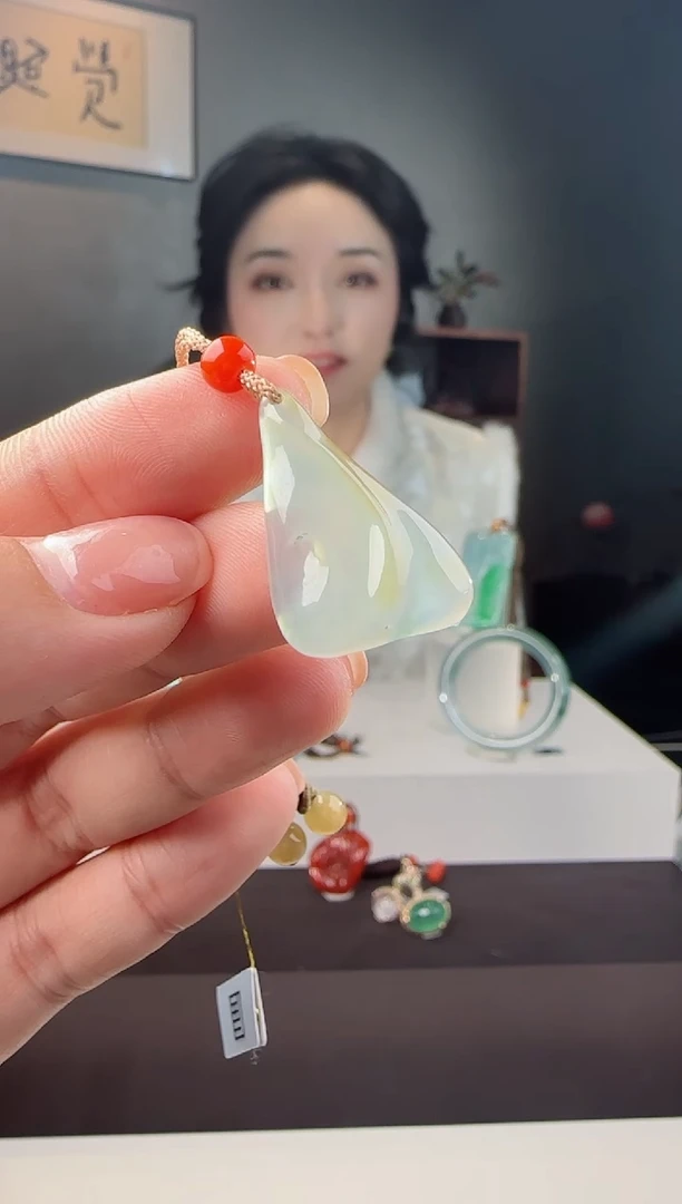 未镶嵌挂件翡翠形意系列