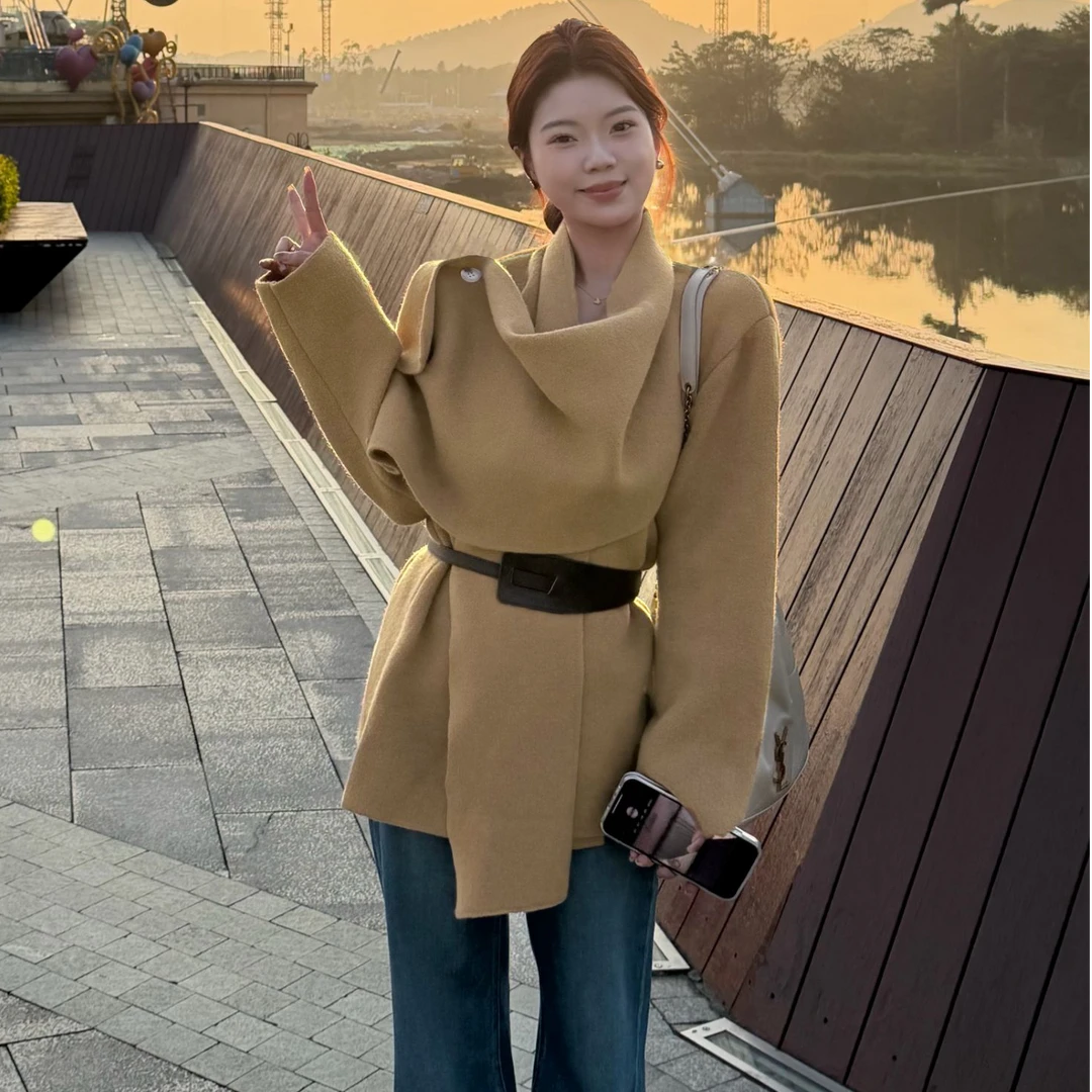 韩系气质松弛氛围感围巾领气质慵懒针织开衫外套短外套（带腰带）