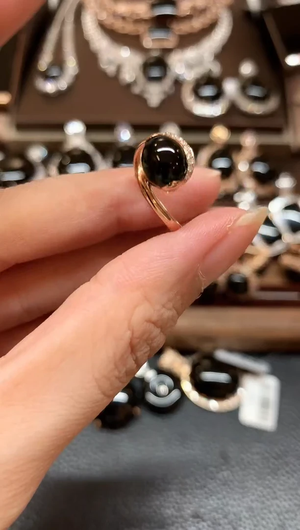 18K金镶嵌戒指翡翠n227不退换多样性一件发货