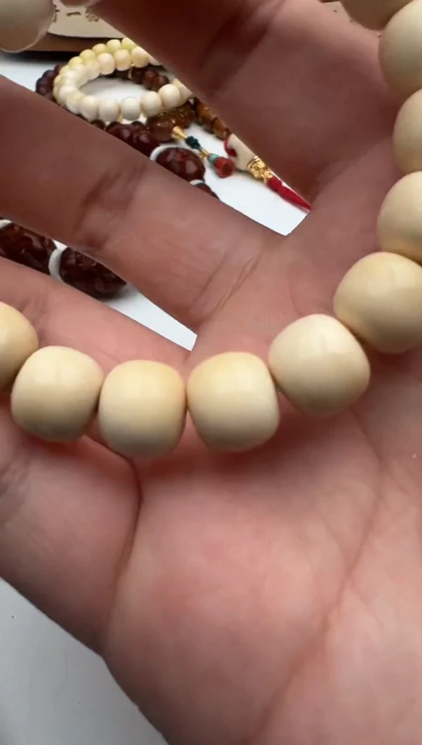 【闪购商品】蜜蜡手串未镶嵌蜜蜡手串