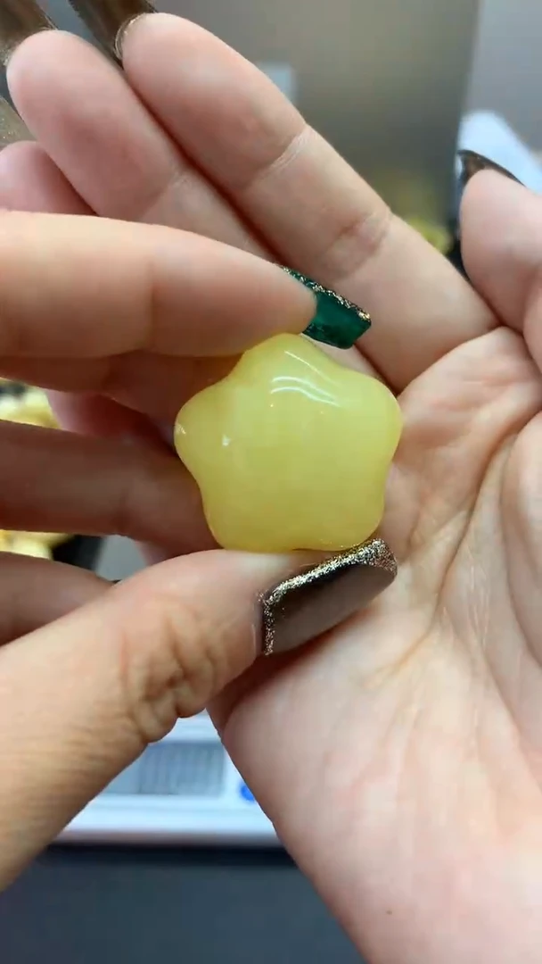 未镶嵌琥珀珠宝奇石1261