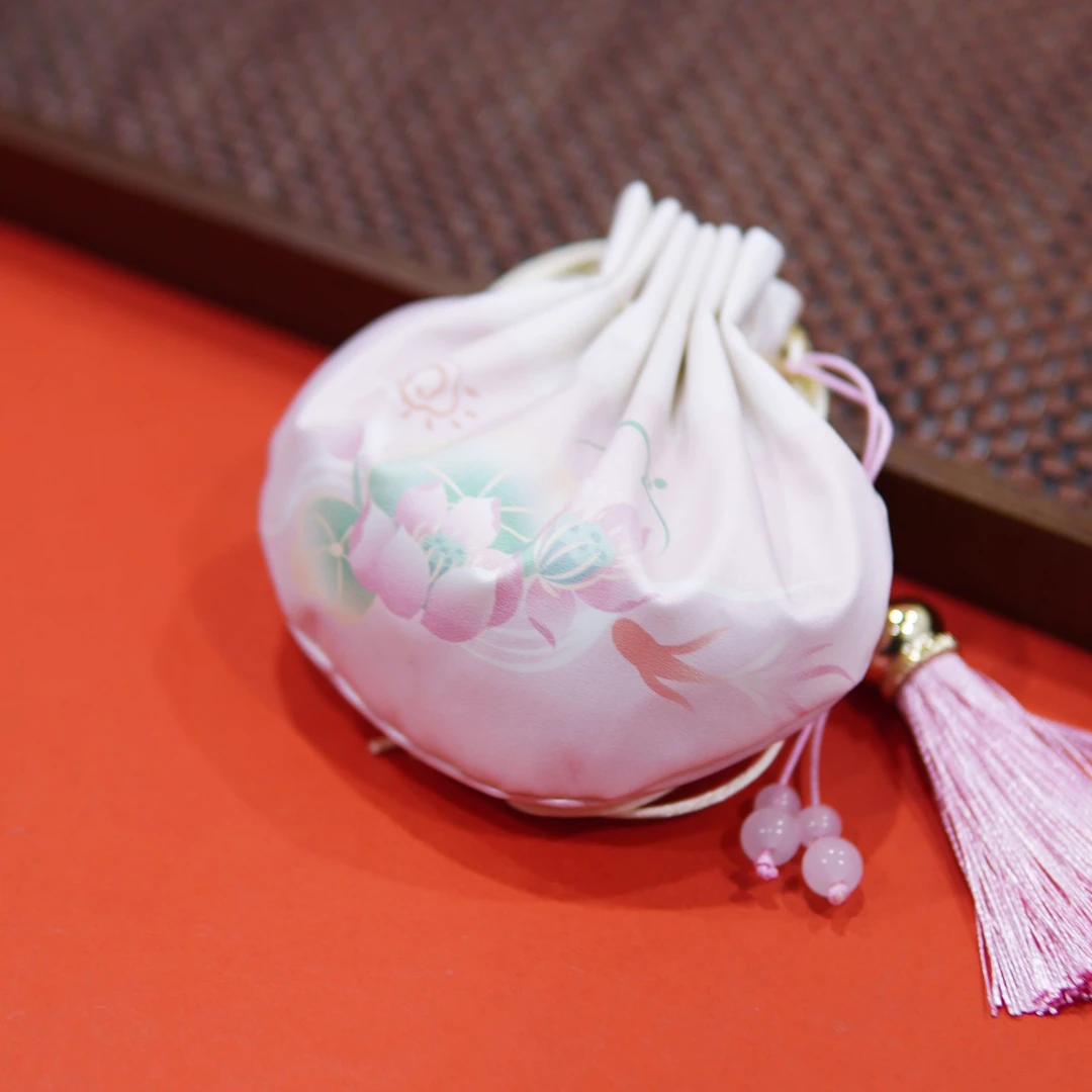 <宫皇顺>炎黄监制本草通通鼻鼻香囊GHSQHTXN006