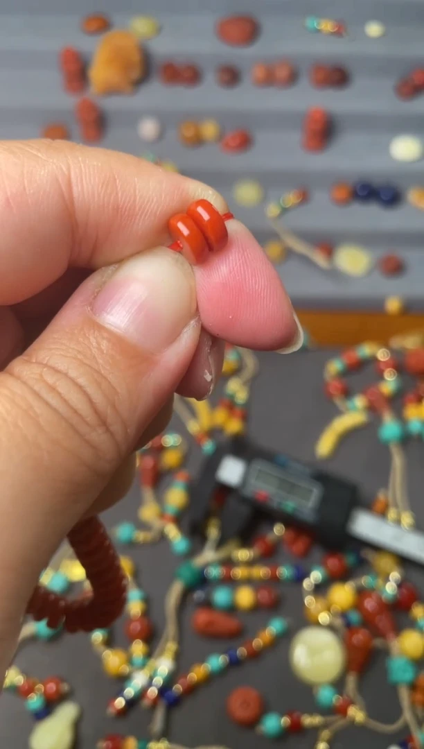 南红玛瑙多样性发货合金7mm南红隔片一对