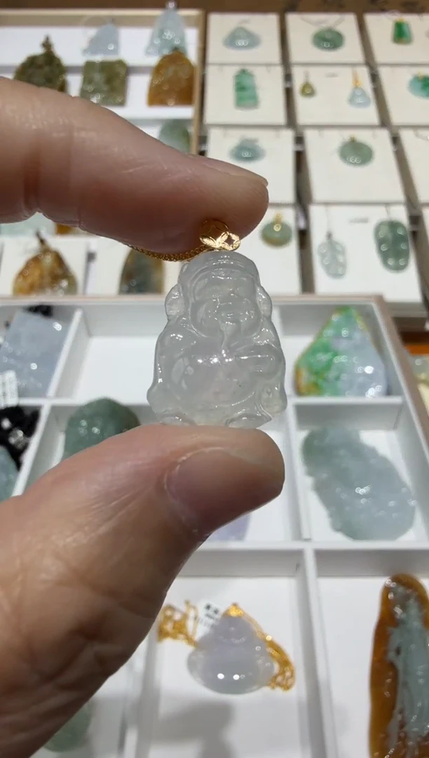 翡翠挂件18K金镶嵌A货翡翠多样性孤品