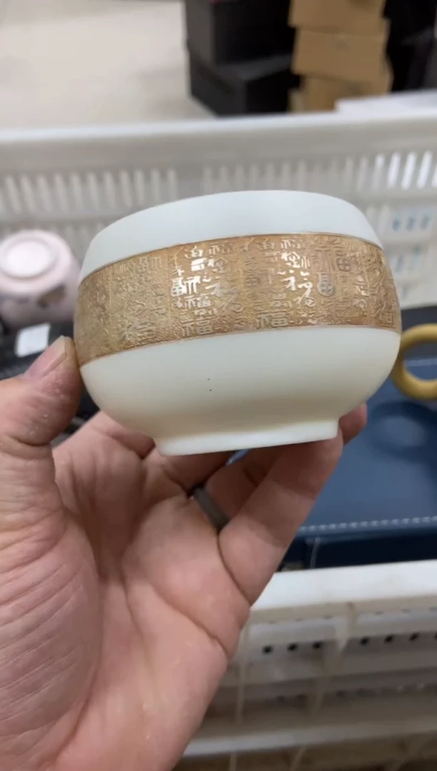 无运费险有瑕疵的摄影的产品有使用过的痕迹有点脏介意勿拍