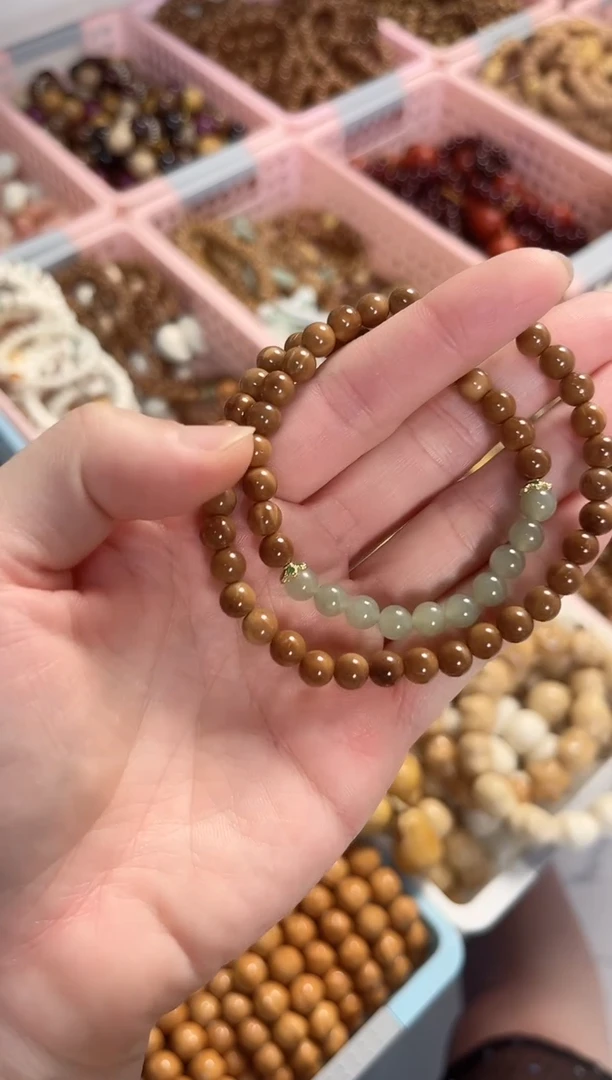 手串未镶嵌和田玉（糖玉）库克圆珠6mm双圈搭配和田玉