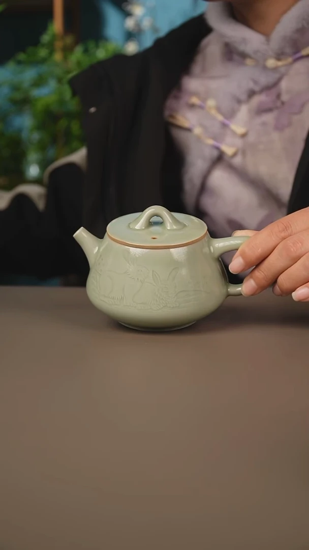 豆绿石瓢壶微暇