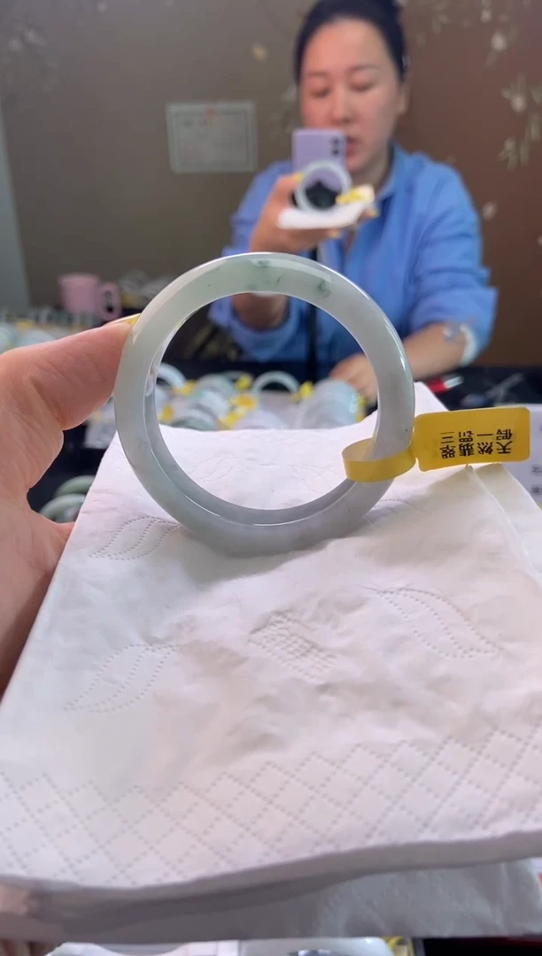 未镶嵌手镯翡翠52圈口d