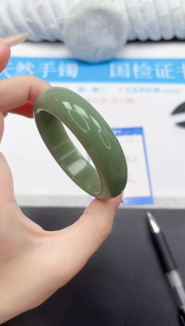 石英质玉手镯未镶嵌11-54.6