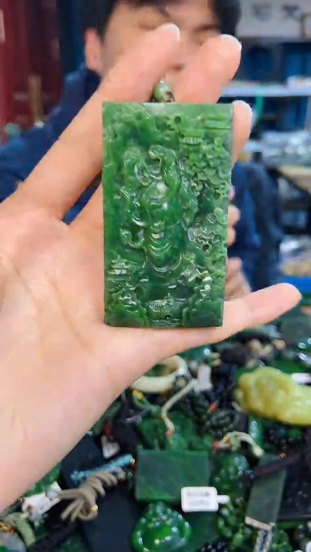 未镶嵌和田玉挂件1