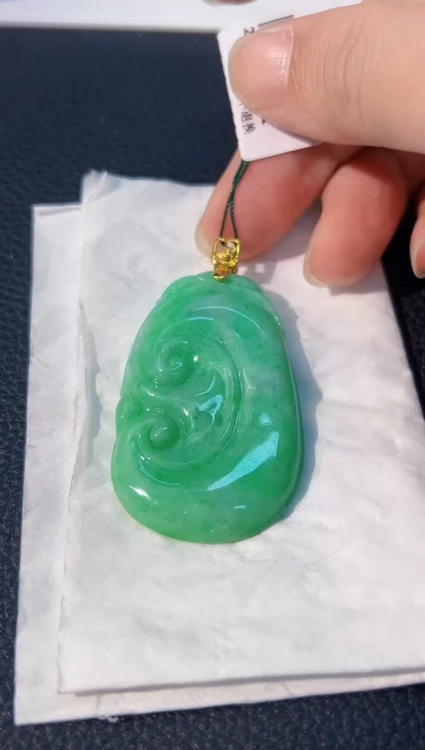 颈饰18K金镶嵌翡翠 缅料A货/支持复检/一件