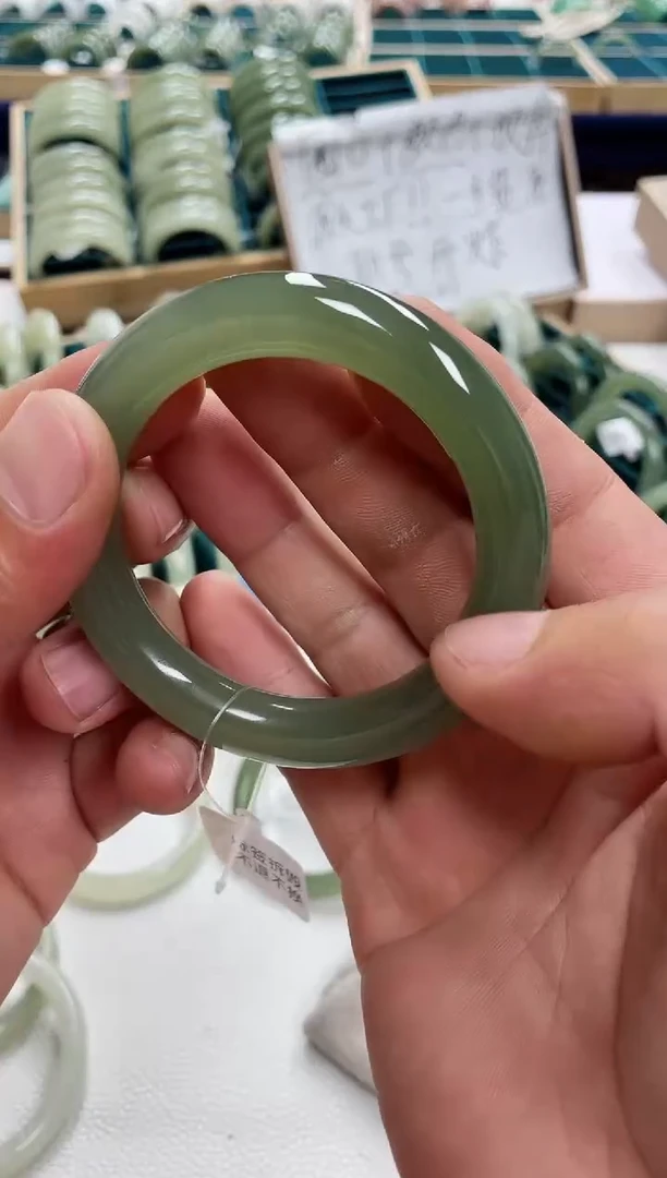 未镶嵌手镯和田玉珍*和田玉手镯200088