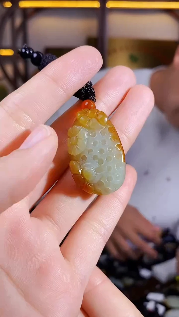 【闪购商品】和田玉颈饰未镶嵌1