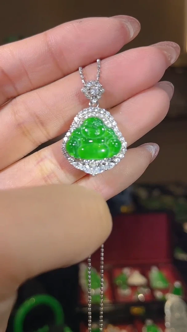 【闪购商品】翡翠吊坠(不含链)银S925镶嵌天然翡翠A货