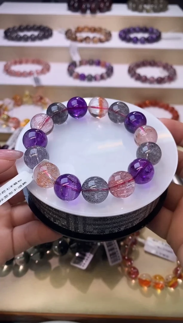 【闪购商品】水晶手链未镶嵌黑加仑超七14m+